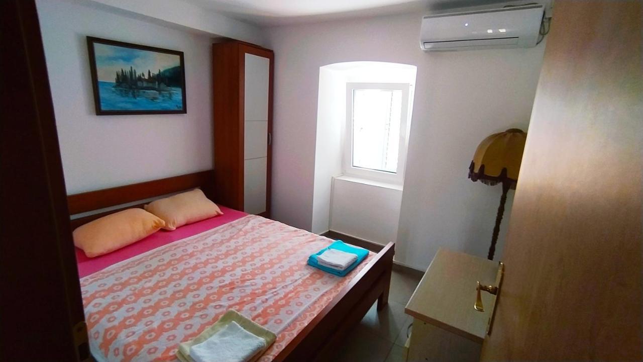 Guest House Maza Cattaro Esterno foto