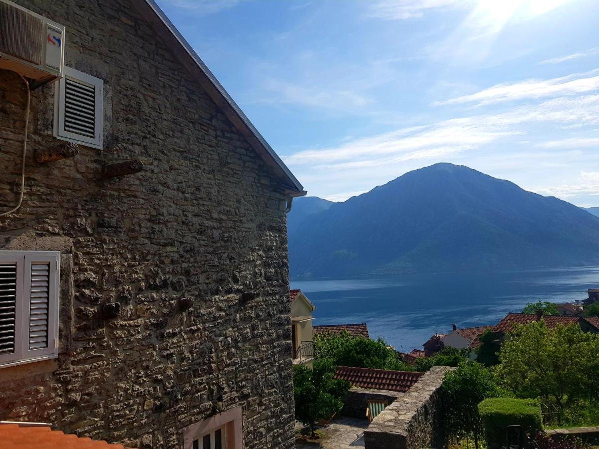 Guest House Maza Cattaro Esterno foto