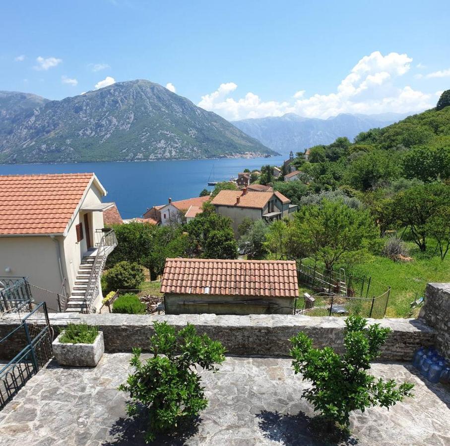 Guest House Maza Cattaro Esterno foto