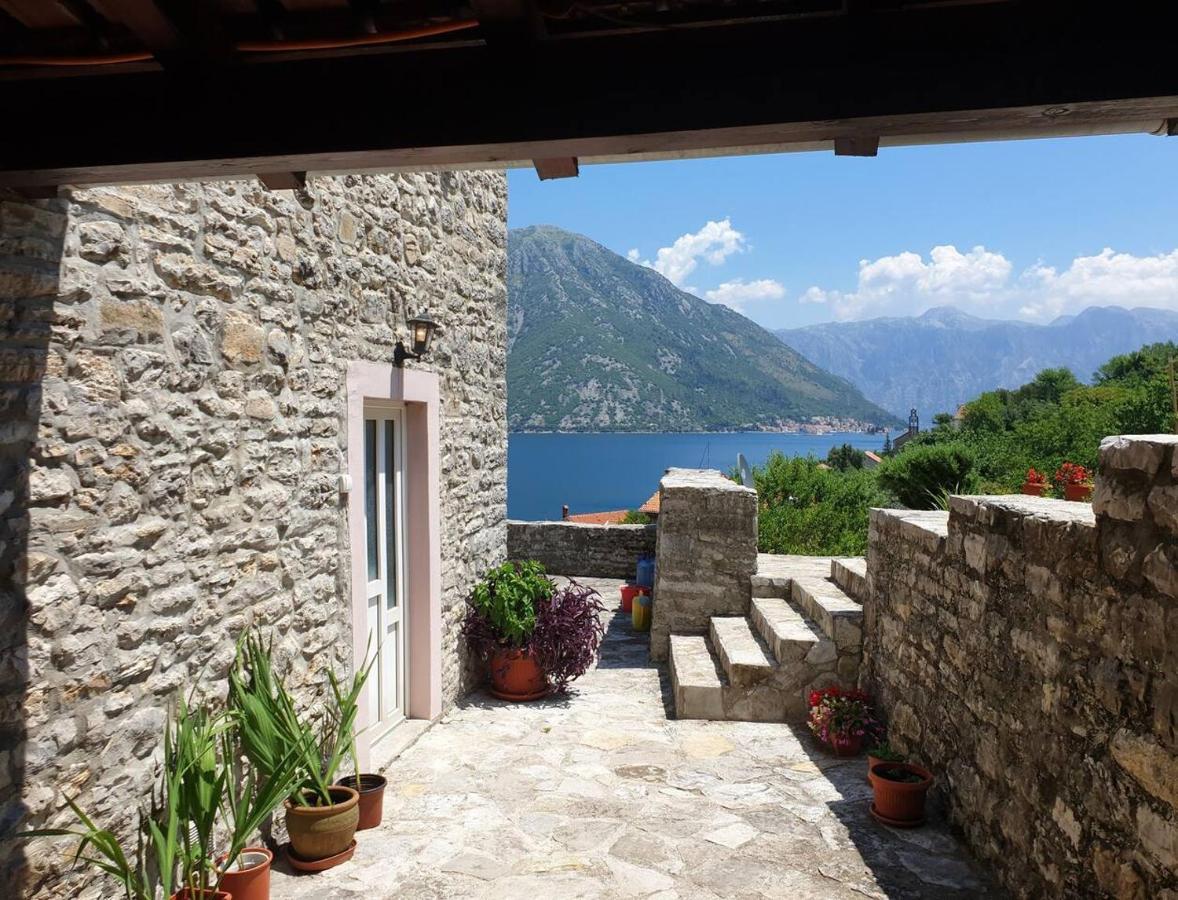 Guest House Maza Cattaro Esterno foto
