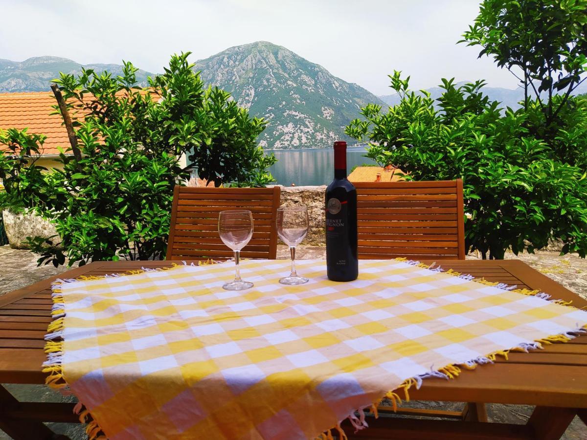 Guest House Maza Cattaro Esterno foto